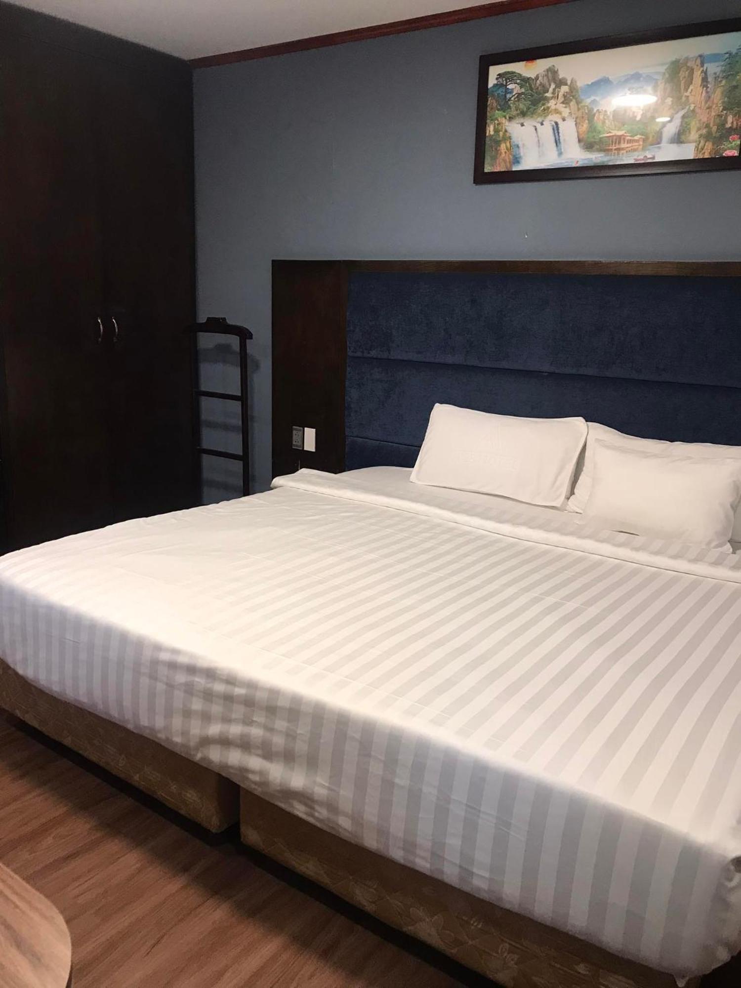 A25 Hotel - 28 Trần Quý Cáp Hanói Exterior foto